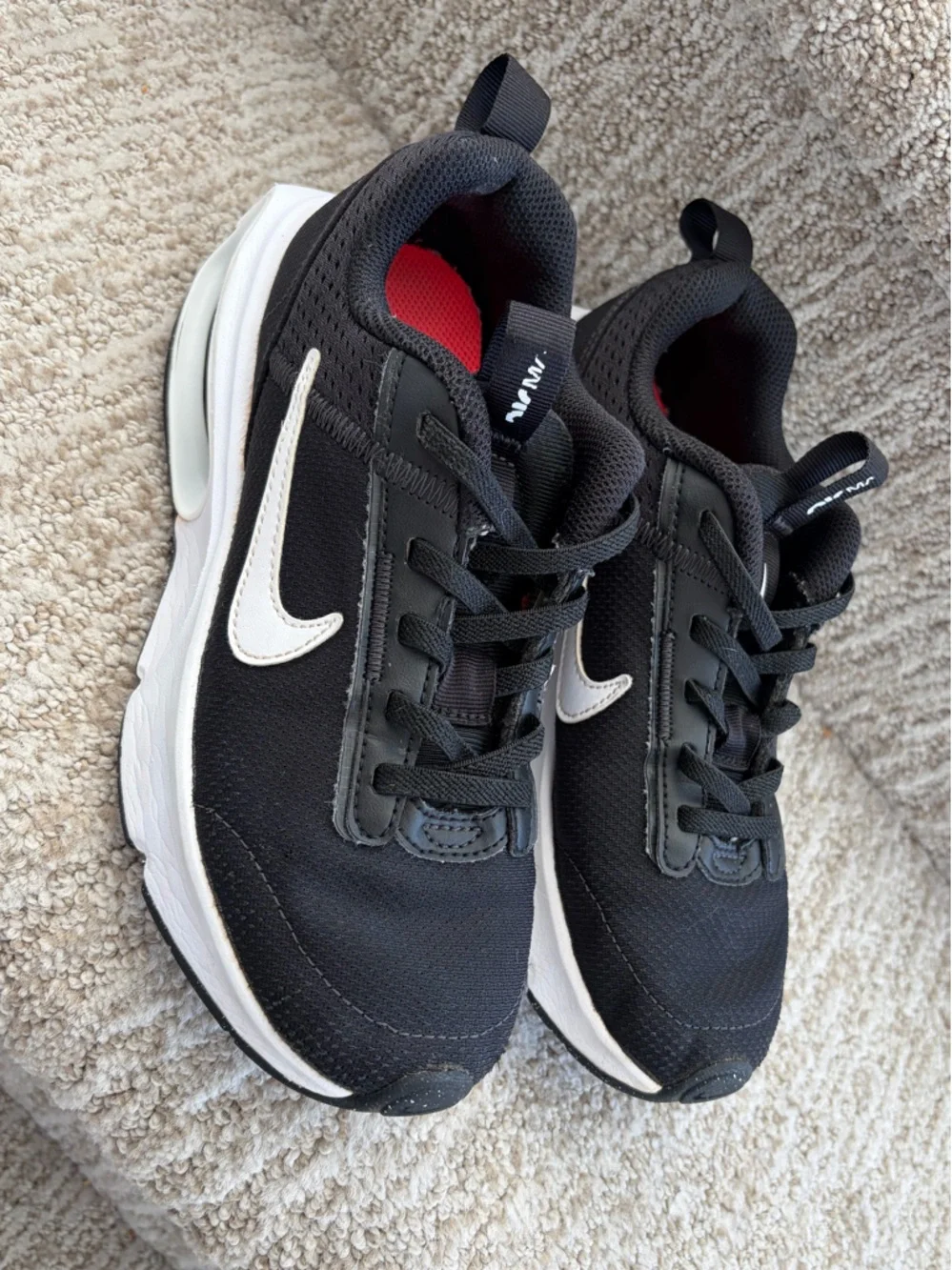 Nike Air Max INTRLK Lite kids' sneakers black and white. Size Boys 3. - Picture 2 of 10